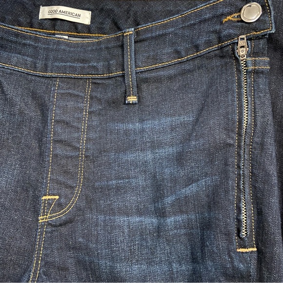 Good American Side Zip Jeans - Picture 3 of 6